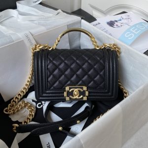 Chanel kabelka