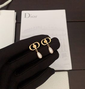 Dior náušnice