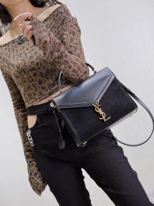 YSL kabelka