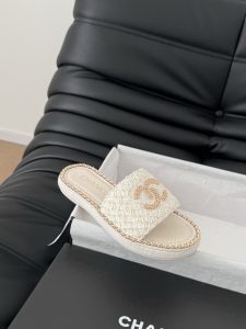 Chanel pantofle