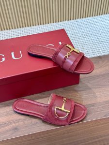 Gucci pantofle