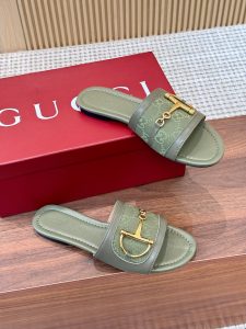 Gucci pantofle