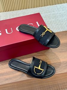 Gucci pantofle