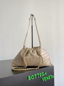 Bottega Veneta kabelka