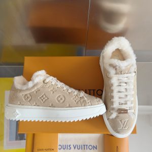 LV boty