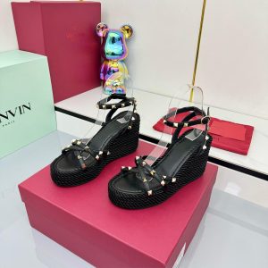 Valentino boty