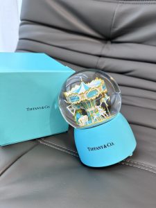Tiffany hrací sněžítko